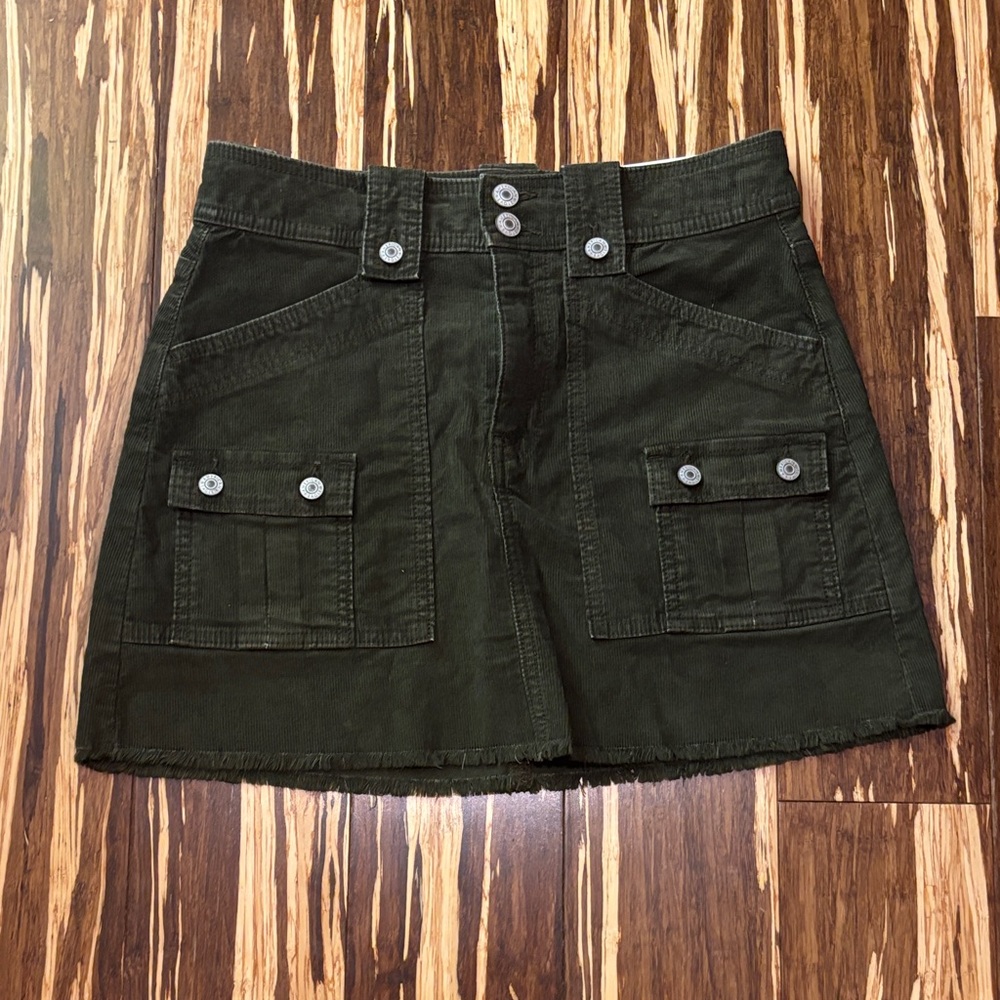 American Eagle Outfitters Olive Green Skort with Button Accents